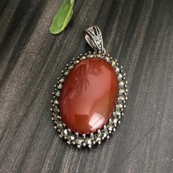Art Deco Inspired Carnelian Beads & Pendant Necklace - Picture 14 of 16